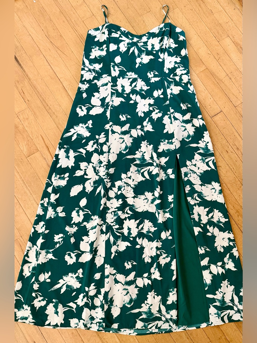 Abercrombie & Fitch Camille Maxi Dress Green and White